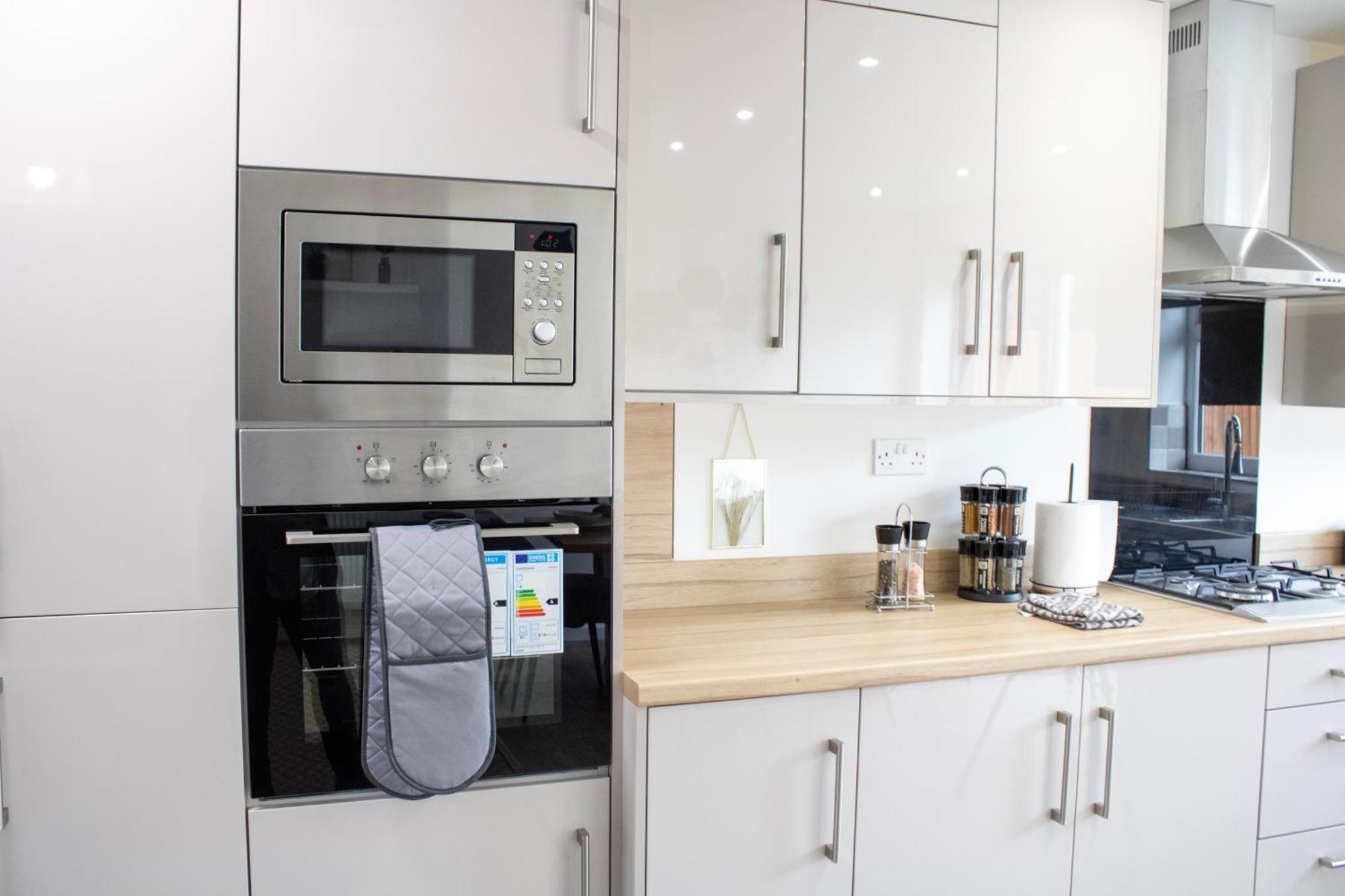 Harvard House, Stylish 3 Bedroom House In Solihull 5 Mins To The Nec, Bhx ,Jlr With Free Parking Birmingham Dış mekan fotoğraf