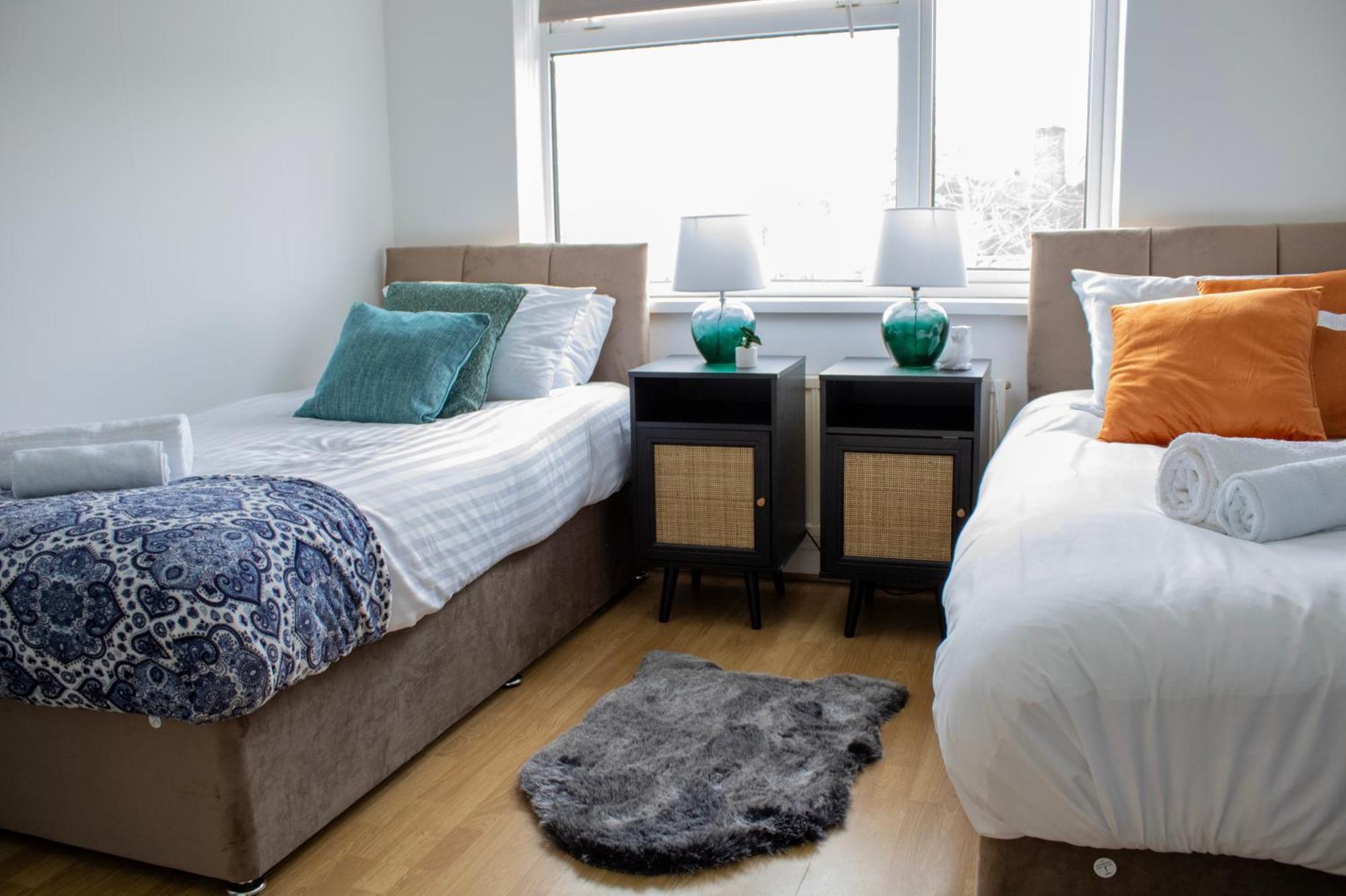 Harvard House, Stylish 3 Bedroom House In Solihull 5 Mins To The Nec, Bhx ,Jlr With Free Parking Birmingham Dış mekan fotoğraf