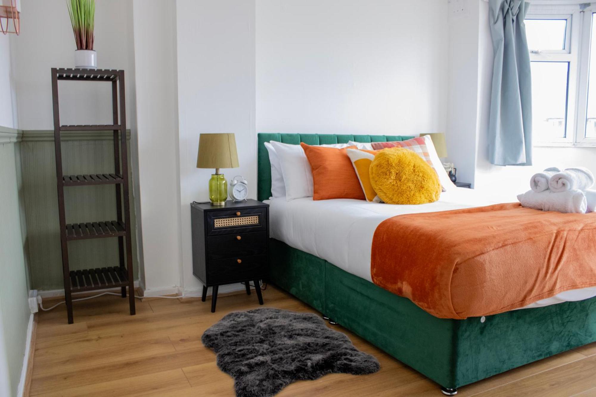 Harvard House, Stylish 3 Bedroom House In Solihull 5 Mins To The Nec, Bhx ,Jlr With Free Parking Birmingham Dış mekan fotoğraf